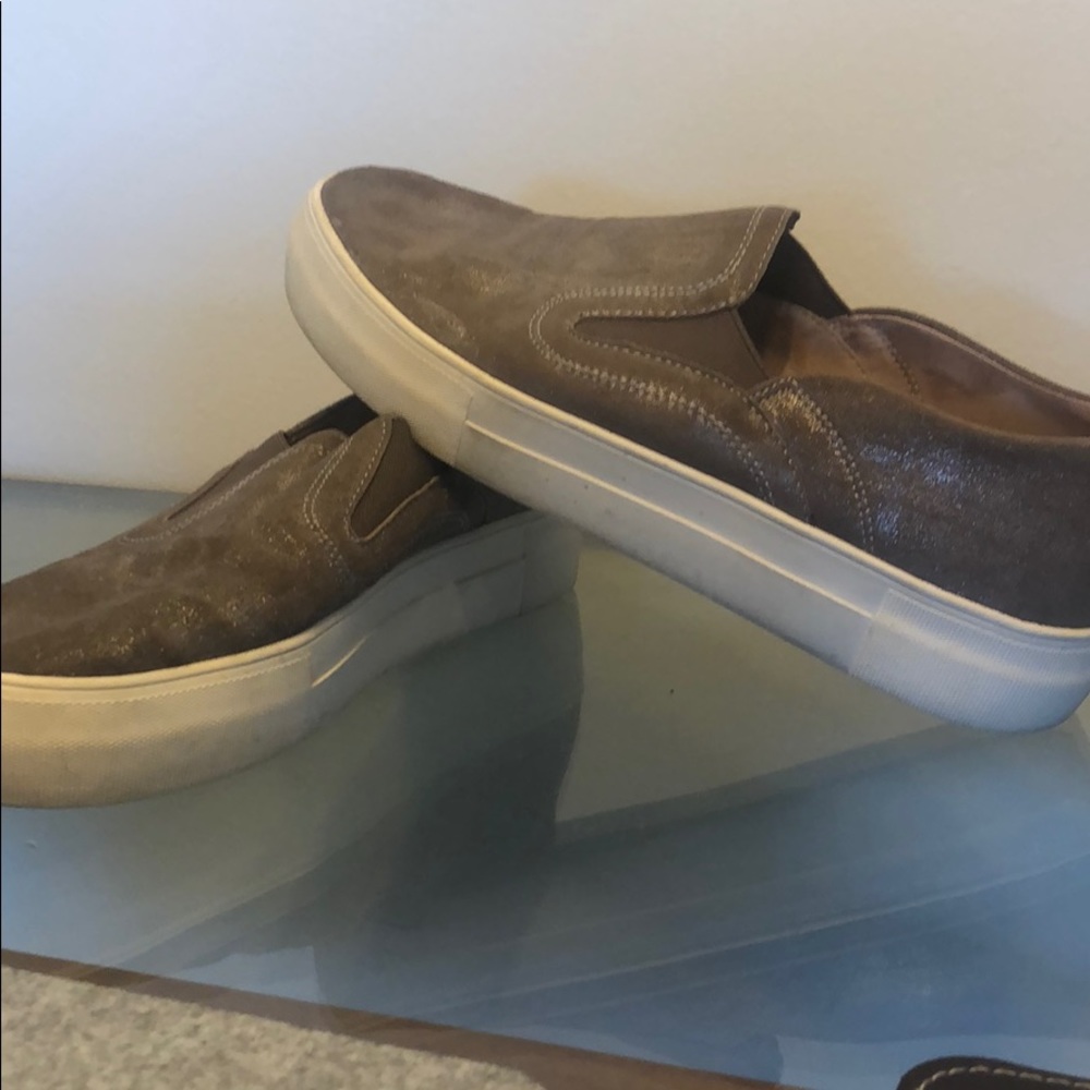 Vince Camuto - slip on sneakers